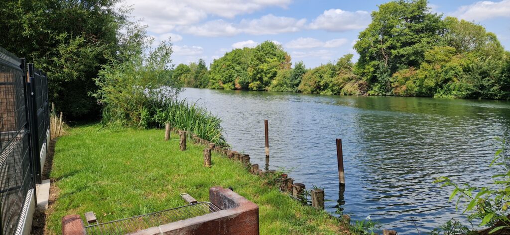 Long du loir - emplacement futur ponton
